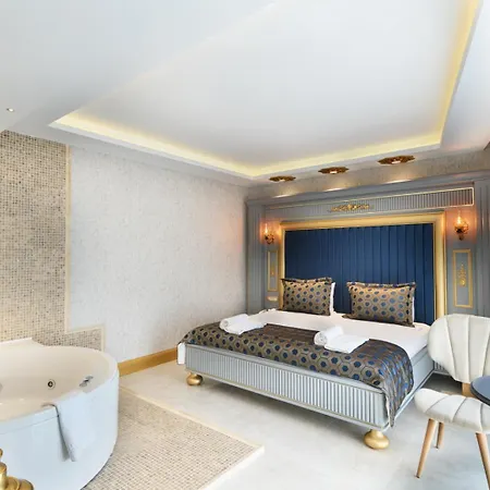 Five Diamonds * Алачати