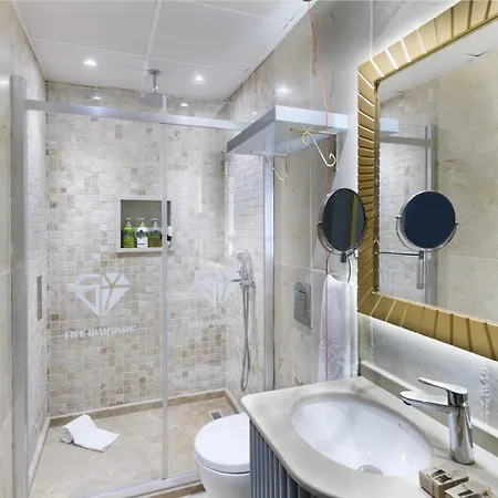 Five Diamonds * Алачати