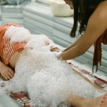 Отель Five Diamonds