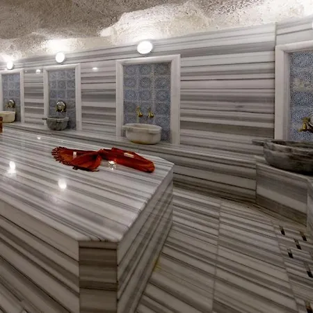 Five Diamonds فندق