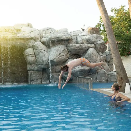 Five Diamonds * ألاتشاتي