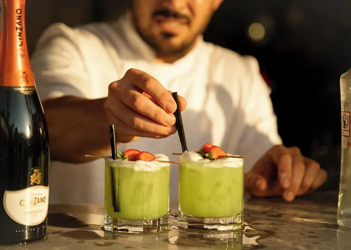 Five Diamonds 알라카티