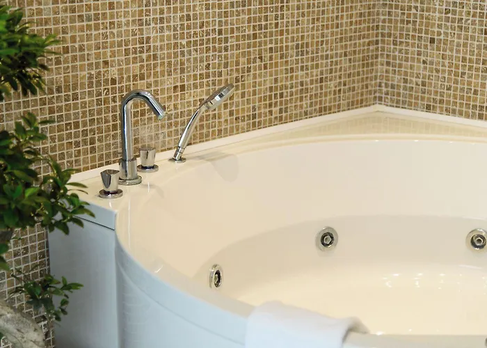 Five Diamonds 호텔 *